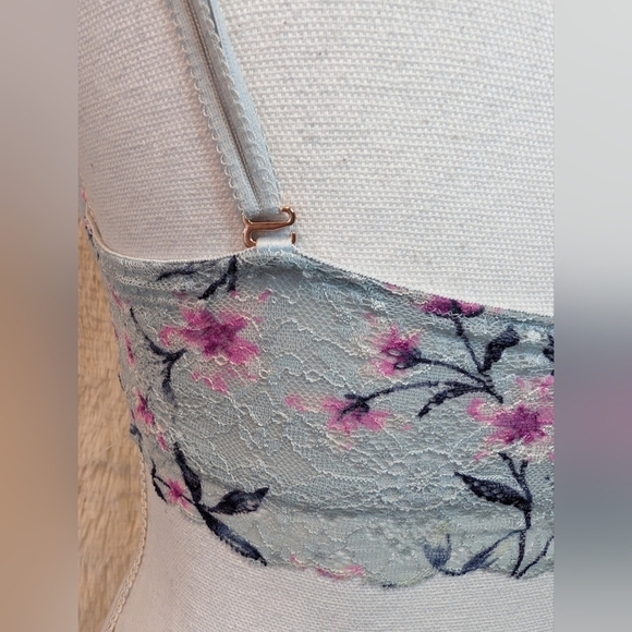PINK Victoria’s Secret Date Push Up Lace & Floral Satin Size 32C - Picture 7 of 16